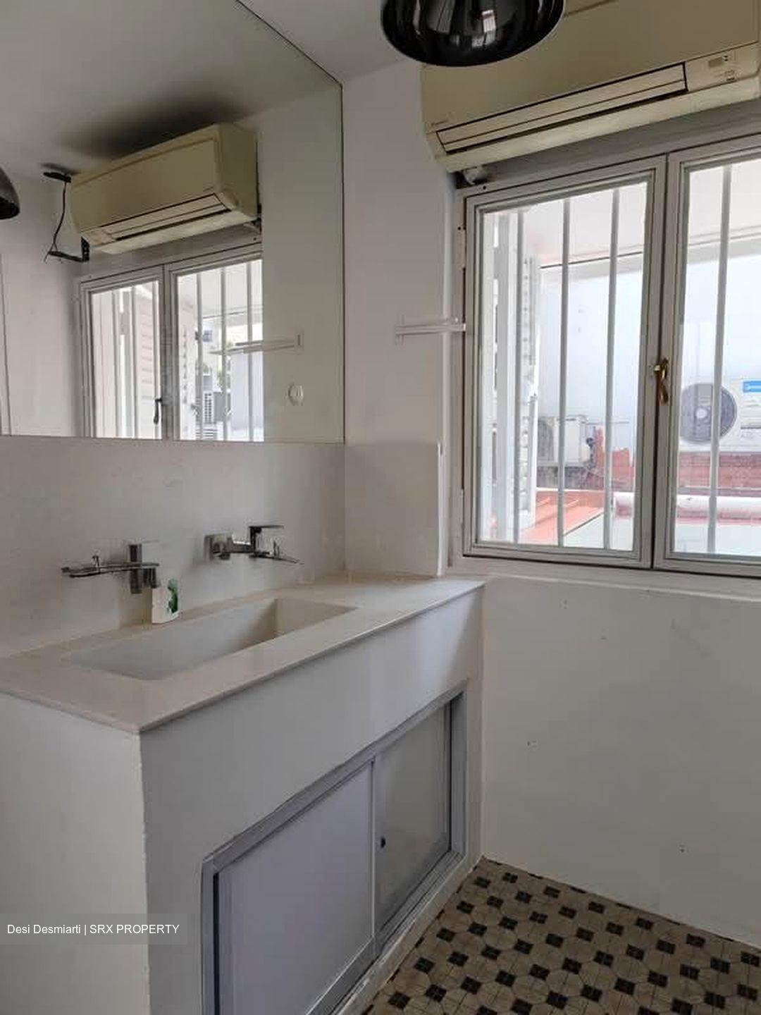Prinsep Street (D7), Office #566772241